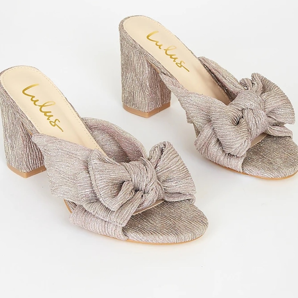 Lulu's Women's Rose Gold Shimmering Bow Heels